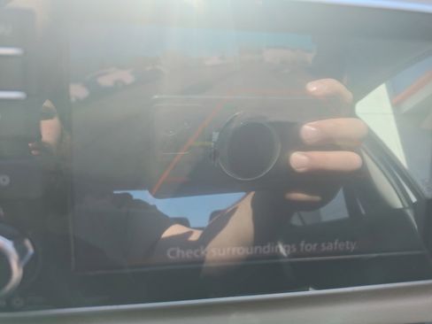 Used 2021 Nissan Versa SV FWD image 20