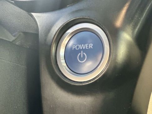 Used 2022 Toyota Sienna Platinum image 17