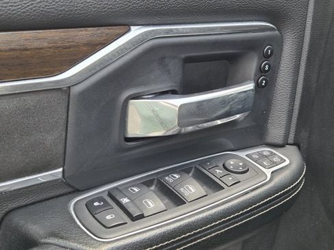 Used 2024 RAM 2500 Laramie AWD/4WD image 44