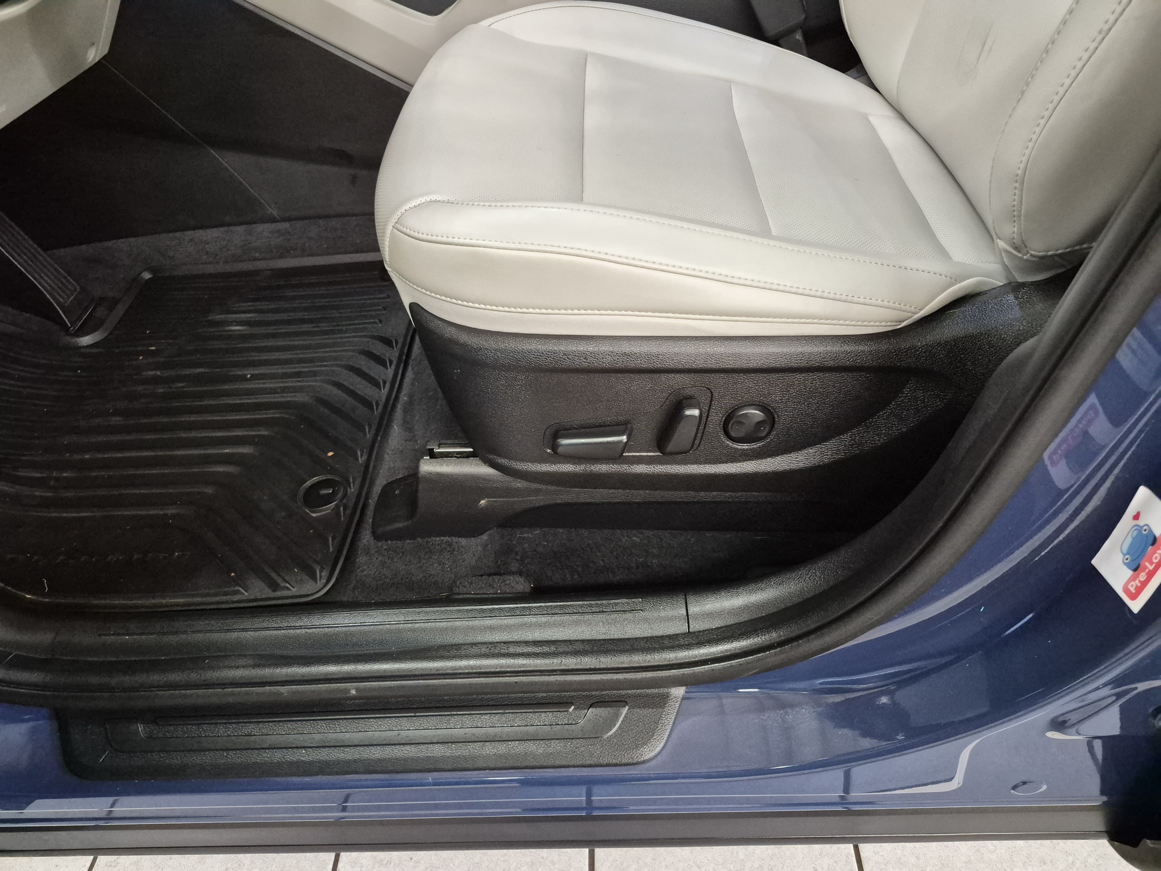 Used 2023 Kia Telluride S w/ S Sunroof Package AWD/4WD image 12