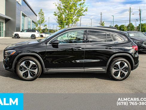 Used 2025 Mercedes-Benz GLA 250 image 7
