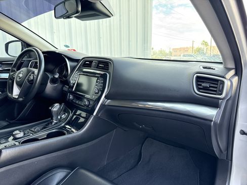 Used 2021 Nissan Maxima 3.5 SV w/ Floor Mat Group image 44