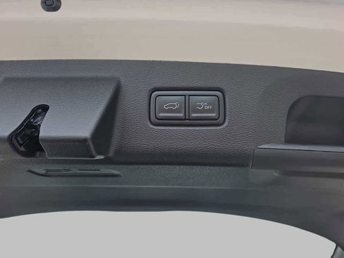 Used 2025 Kia Telluride SX X-Line image 8