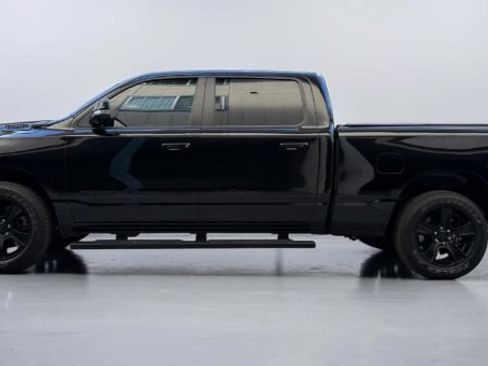 Used 2022 RAM 1500 Big Horn RWD image 3