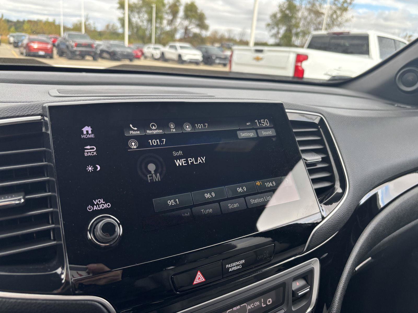 Used 2023 Honda Passport Elite image 26