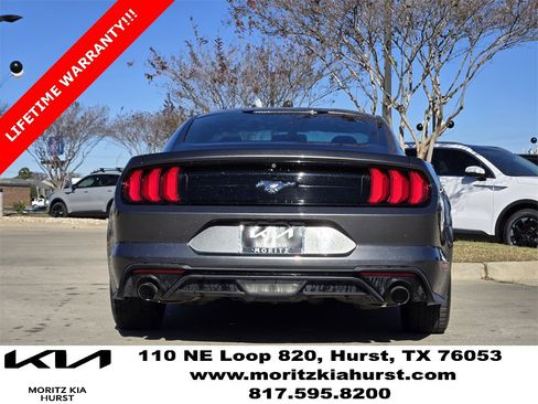 Used 2018 Ford Mustang EcoBoost image 13