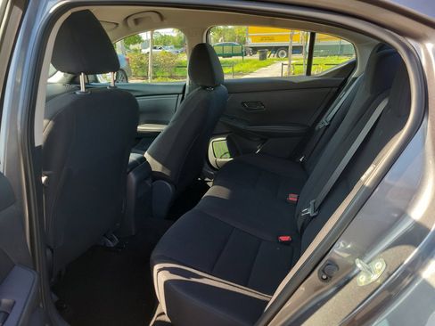 Used 2025 Nissan Sentra S FWD image 9
