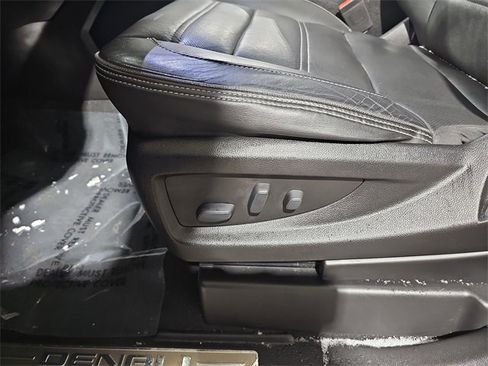 Used 2018 GMC Sierra 1500 Denali w/ Denali Ultimate Package image 28