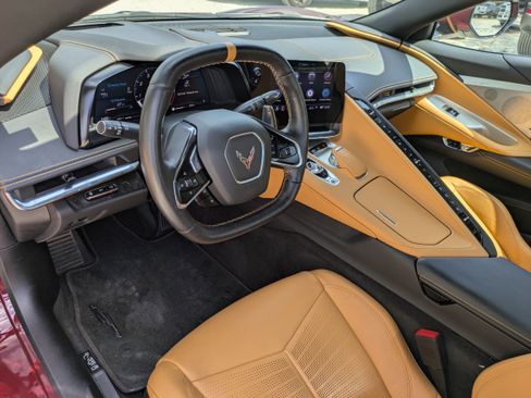 Used 2020 Chevrolet Corvette Stingray Preferred Conv w/ 2LT Preferred Equipment Group RWD image 17