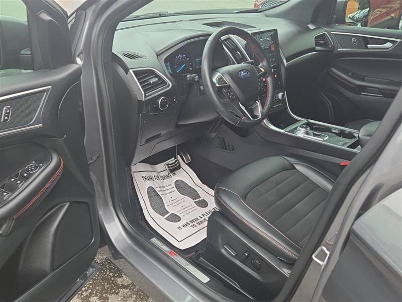 Used 2024 Ford Edge ST-Line AWD/4WD image 13