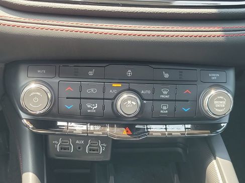 New 2026 Dodge Durango GT w/ Blacktop Package AWD/4WD image 18