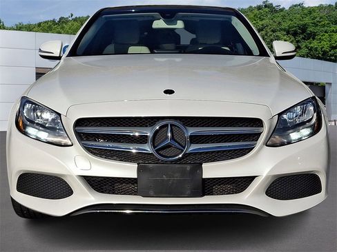 Used 2018 Mercedes-Benz C 300 4MATIC Sedan image 2