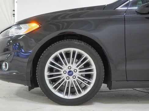 Used 2015 Ford Fusion SE w/ Equipment Group 202A image 15