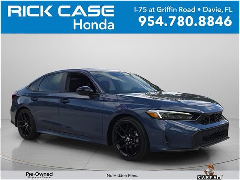 Used 2025 Honda Civic Sport image 1