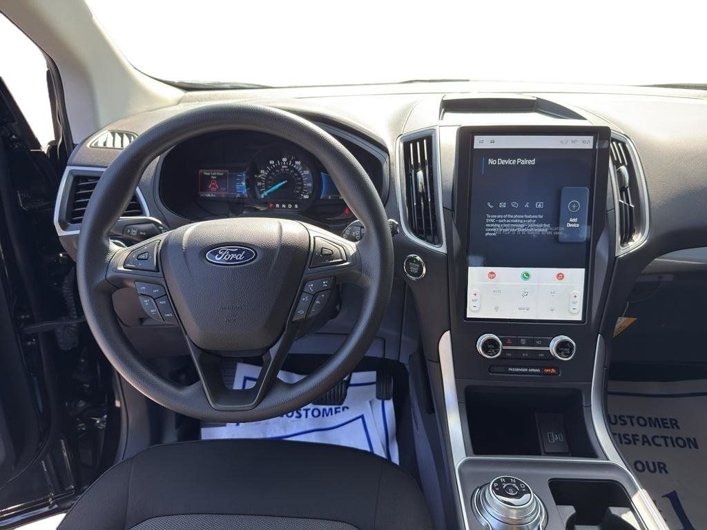 Used 2024 Ford Edge SE AWD/4WD image 9