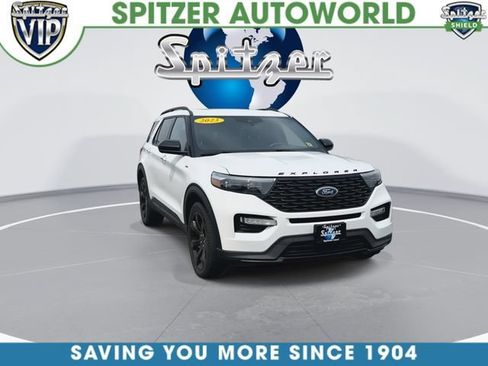 Used 2023 Ford Explorer ST-Line w/ Class IV Trailer Tow Package AWD/4WD image 3