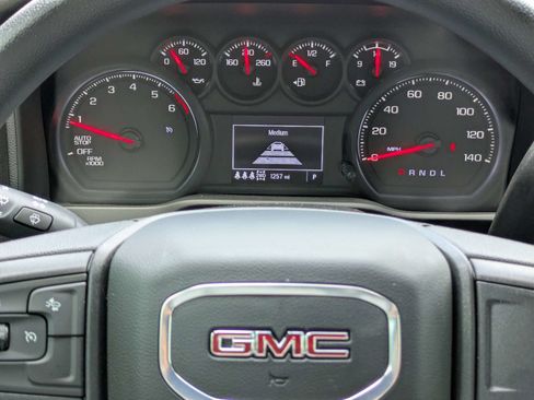 Used 2025 GMC Sierra 1500 Pro w/ Pro Value Package AWD/4WD image 14