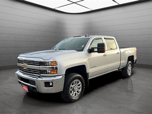 Used 2016 Chevrolet Silverado 3500 LT w/ All-Star Edition image 5