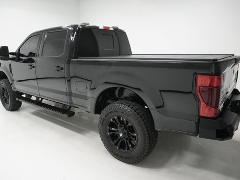 Used 2021 Ford F250 Lariat image 5