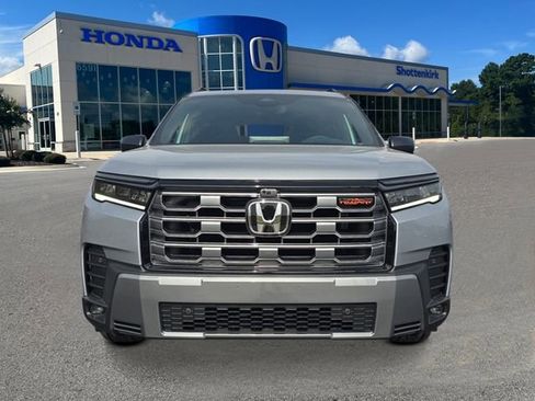 New 2026 Honda Pilot TrailSport image 8