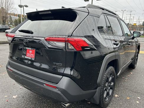Certified 2023 Toyota RAV4 TRD Off-Road image 5