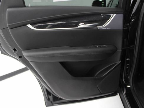 Certified 2022 Cadillac XT5 Premium Luxury w/ LPO, Floor Liner Package image 36