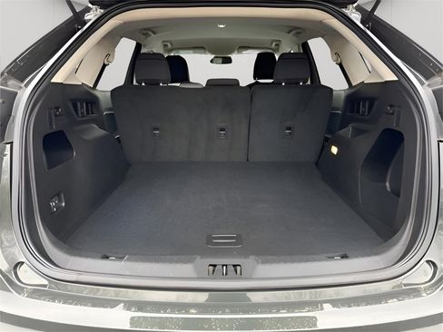 Used 2024 Ford Edge SEL image 18