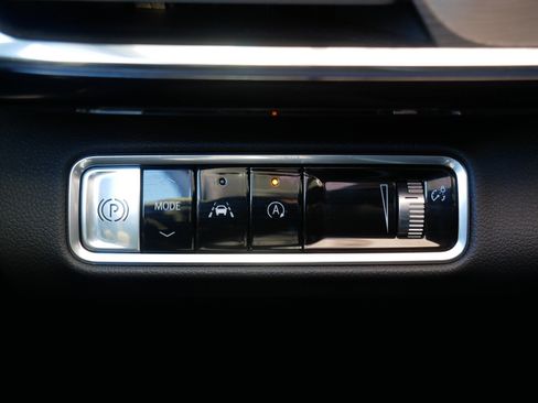 Used 2025 Buick Envision Preferred image 26