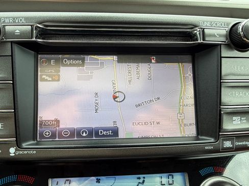 Used 2015 Toyota RAV4 Limited w/ Technology Package AWD/4WD image 30