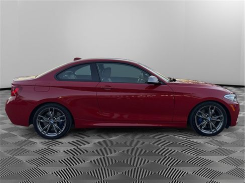 Used 2015 BMW M235i Coupe image 6