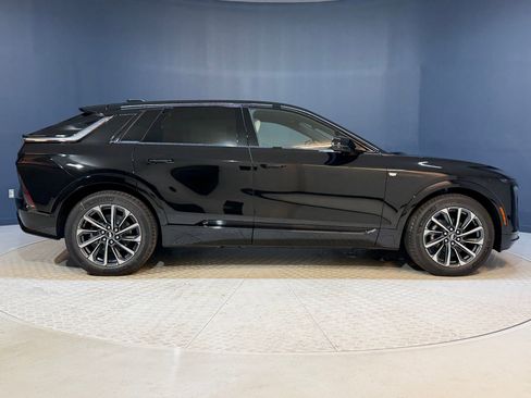 New 2026 Cadillac Lyriq Sport AWD/4WD image 8