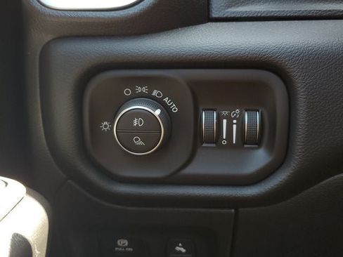Used 2026 RAM 1500 Big Horn AWD/4WD image 35