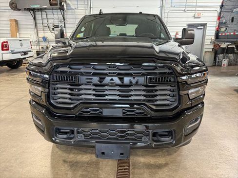 Certified 2025 RAM 2500 Big Horn AWD/4WD image 39