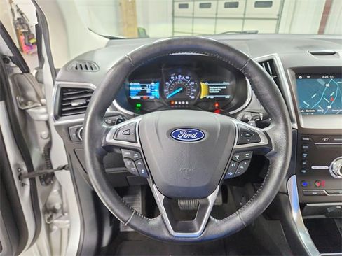 Used 2019 Ford Edge Titanium w/ Equipment Group 301A image 24