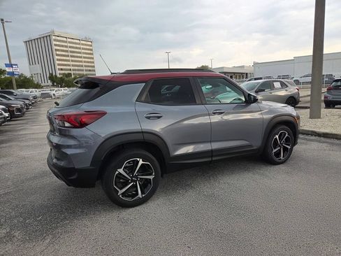 Used 2022 Chevrolet TrailBlazer RS w/ Technology Package FWD image 13