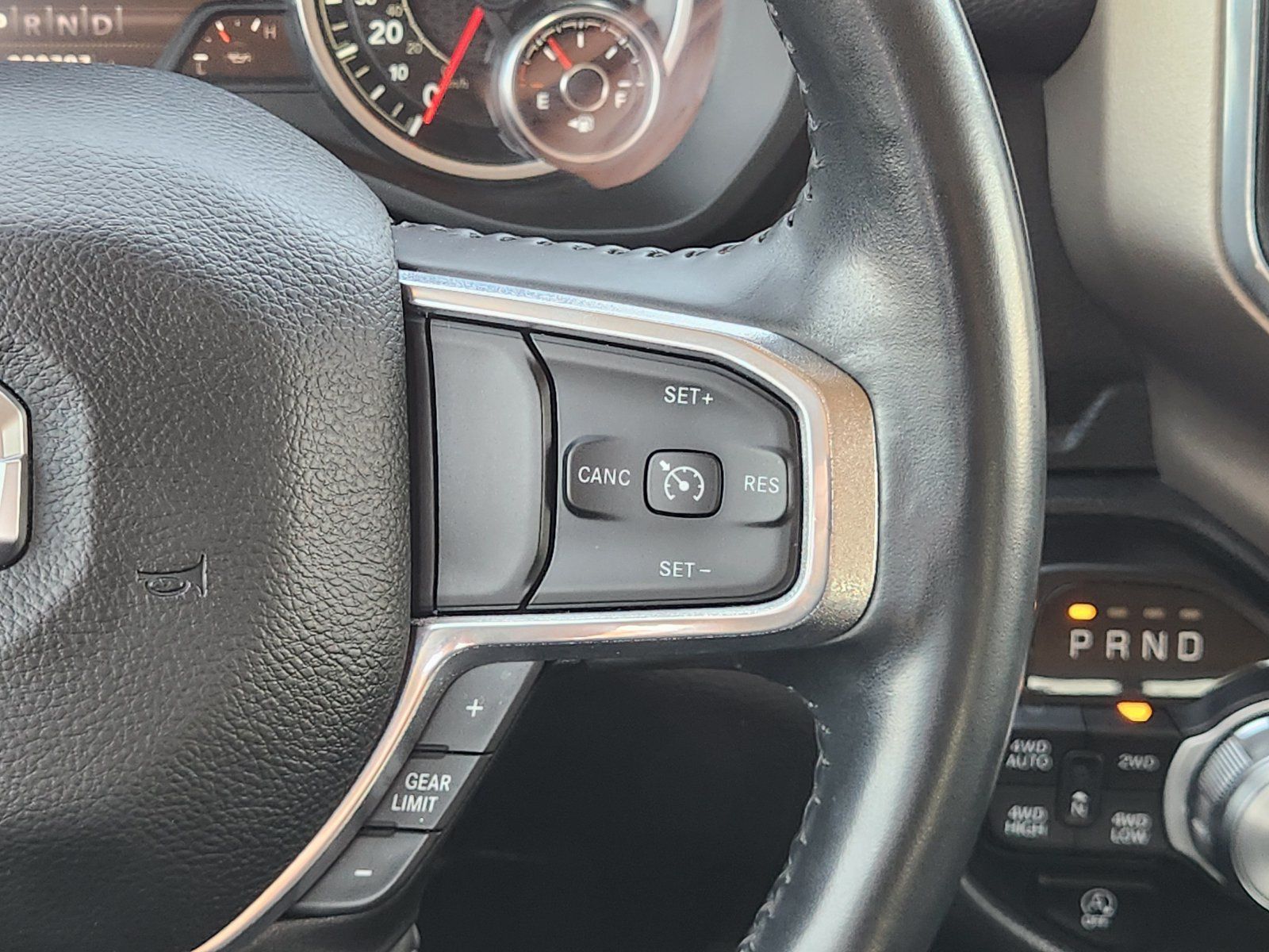 Used 2022 RAM 1500 Laramie AWD/4WD image 28