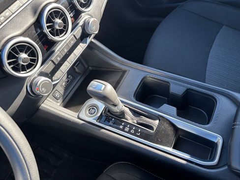 Used 2025 Nissan Sentra SV image 39