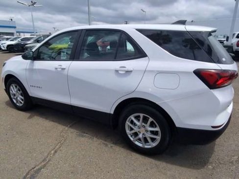 Certified 2023 Chevrolet Equinox LS FWD image 6