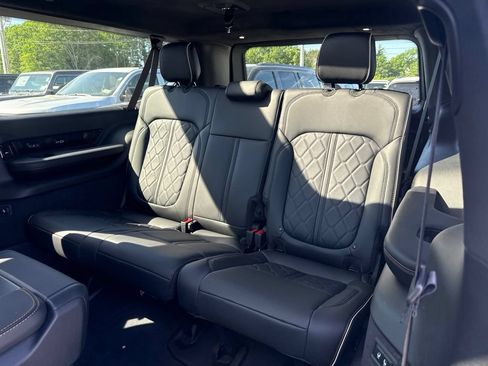 New 2026 Jeep Grand Wagoneer L Summit AWD/4WD image 26