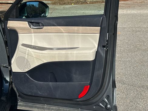 Used 2021 Hyundai Palisade SEL w/ Premium Package image 14