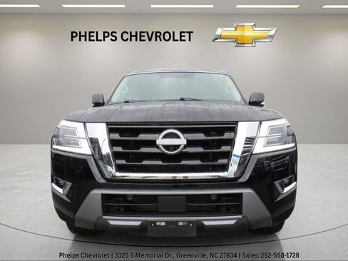 Used 2023 Nissan Armada SL w/ Captain's Chairs Package RWD image 4