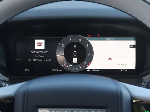 New 2026 Land Rover Range Rover Velar S AWD/4WD image 22