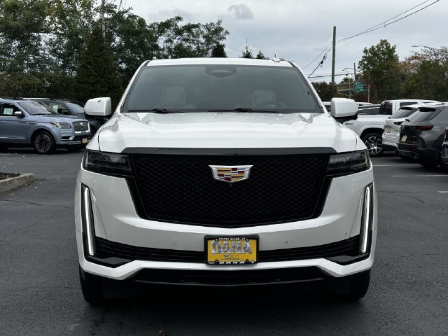 Used 2022 Cadillac Escalade Sport w/ Touring Package AWD/4WD image 2