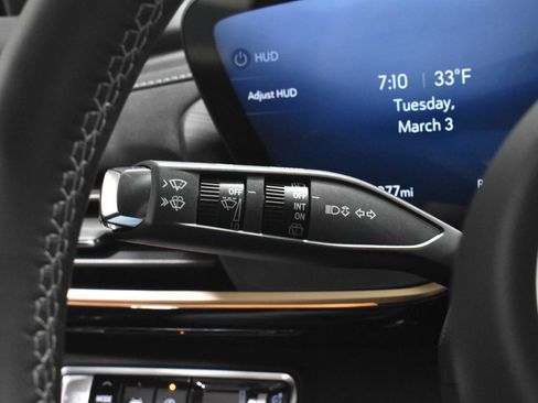 Used 2025 Buick Envision Sport Touring image 12