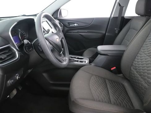 Used 2021 Chevrolet Equinox LT FWD image 16