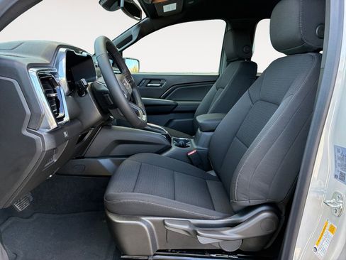 New 2026 GMC Canyon Elevation w/ Convenience Package image 9