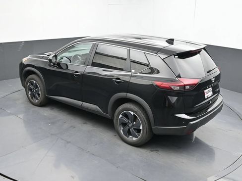 Used 2024 Nissan Rogue SV AWD/4WD image 42