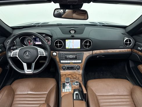 Used 2013 Mercedes-Benz SL 550 image 19