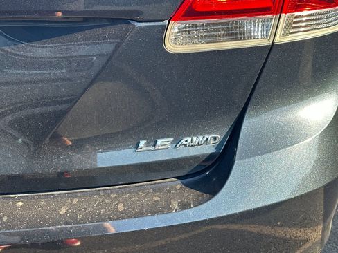 Used 2015 Toyota Venza LE AWD/4WD image 10