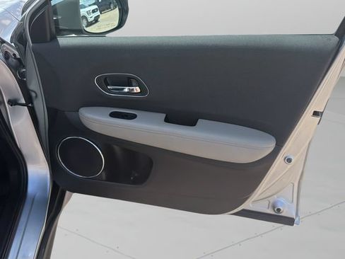 Used 2020 Honda HR-V EX image 10